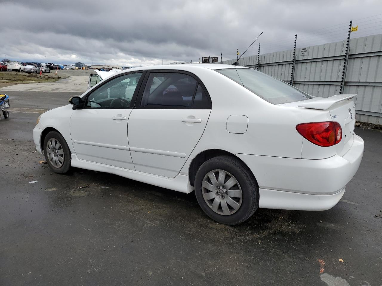 Obraz 2 z 2003 TOYOTA COROLLA CE 2003 z VIN 1NXBR32E43Z104900