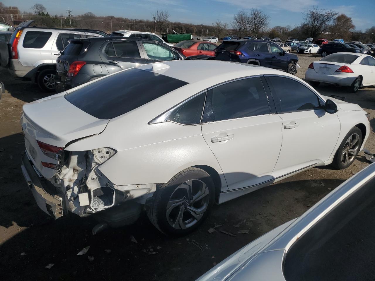 Изображение 3 2018 HONDA ACCORD EX 2018 с VIN 1HGCV1F43JA185446