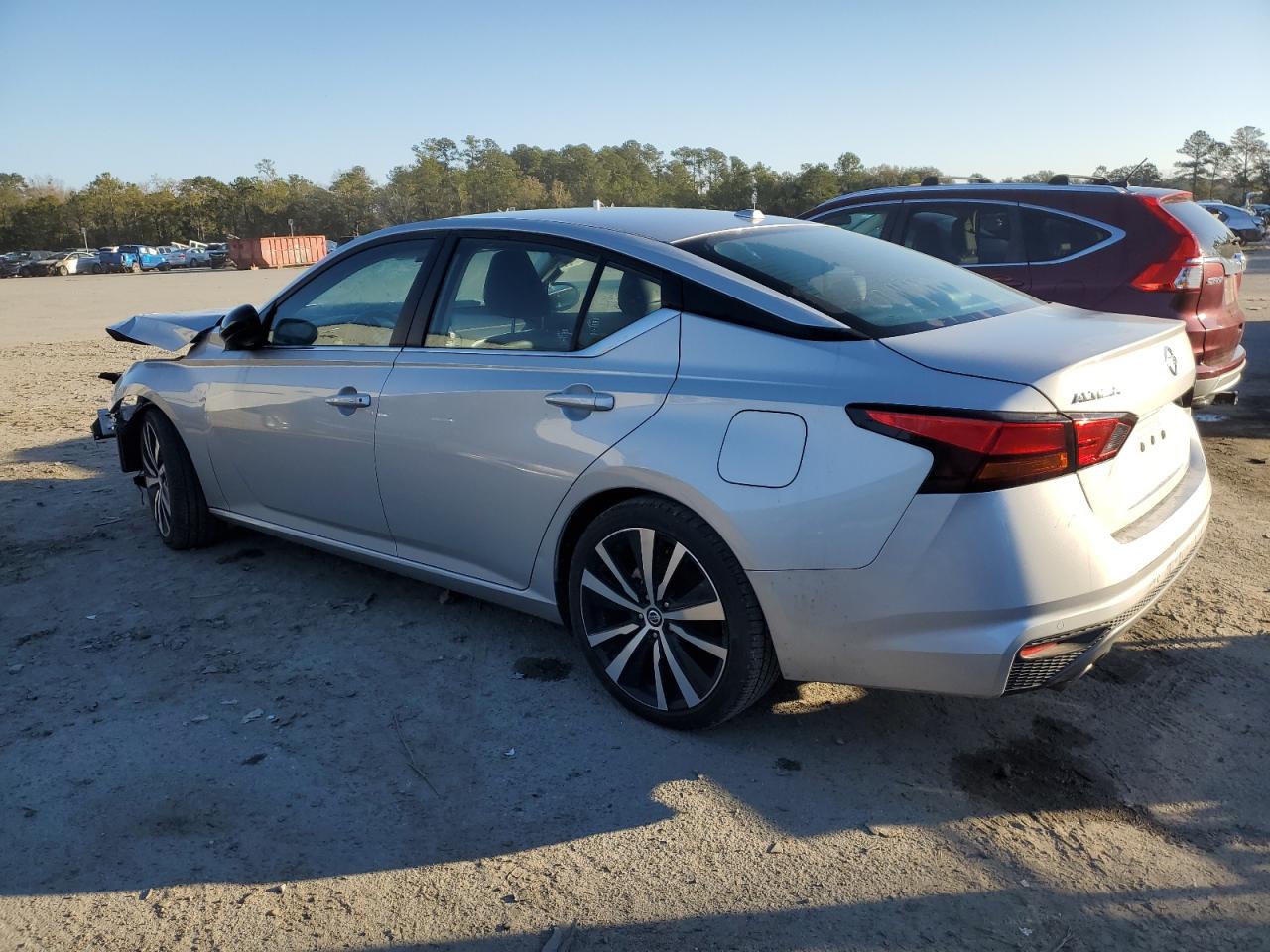 Image 2 of 2022 NISSAN ALTIMA SR 2022 with VIN 1N4BL4CV0NN317923