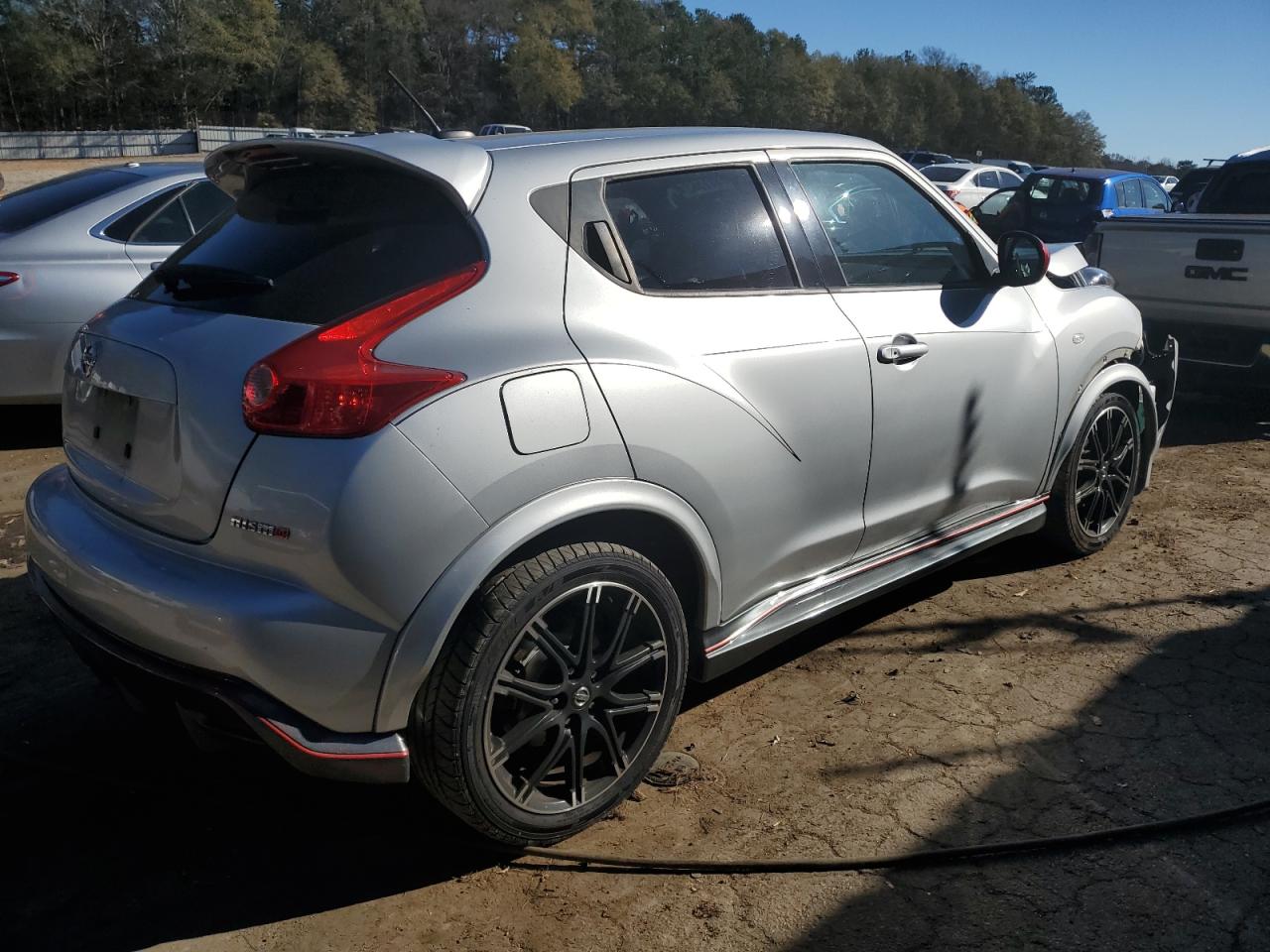 Изображение 3 2013 NISSAN JUKE S 2013 с VIN JN8AF5MV4DT231952