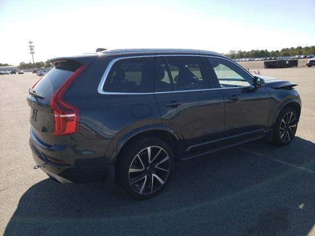 Obraz 3 z 2021 VOLVO XC90 T6 MOMENTUM 2021 z VIN YV4A22PK4M1742142