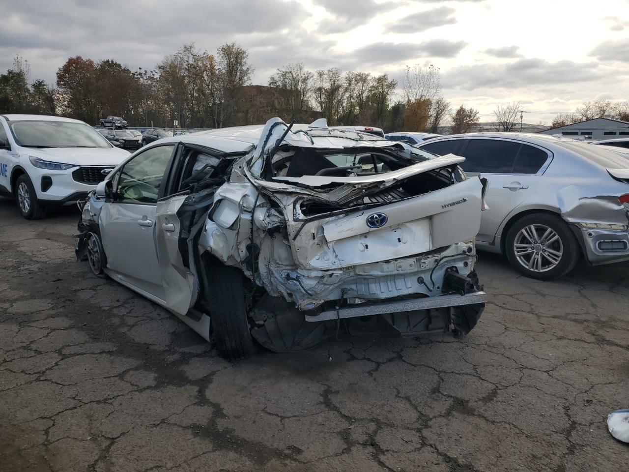 Obraz 2 z 2017 TOYOTA PRIUS  2017 z VIN JTDKBRFU9H3579243
