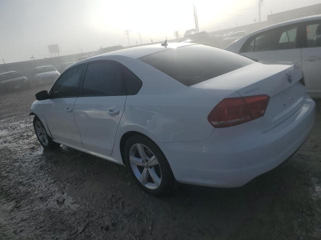 Изображение 2 2014 VOLKSWAGEN PASSAT S 2014 с VIN 1VWAT7A39EC050685