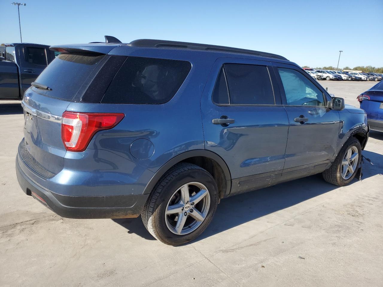 Image 3 of 2018 FORD EXPLORER  2018 with VIN 1FM5K7B85JGC70292