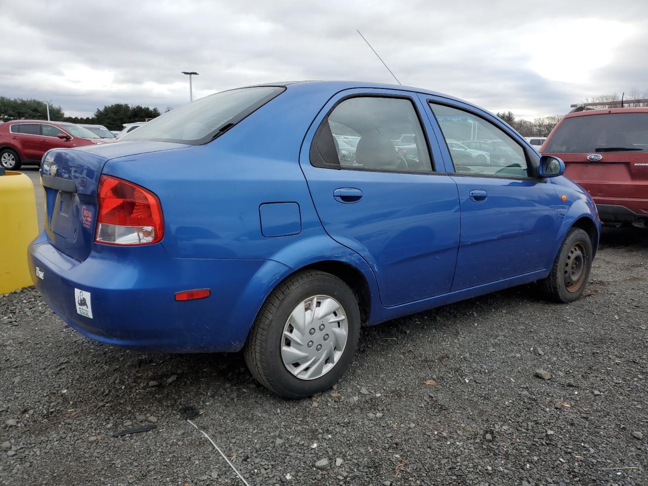 Obraz 3 z 2004 CHEVROLET AVEO  2004 z VIN KL1TD52604B208221