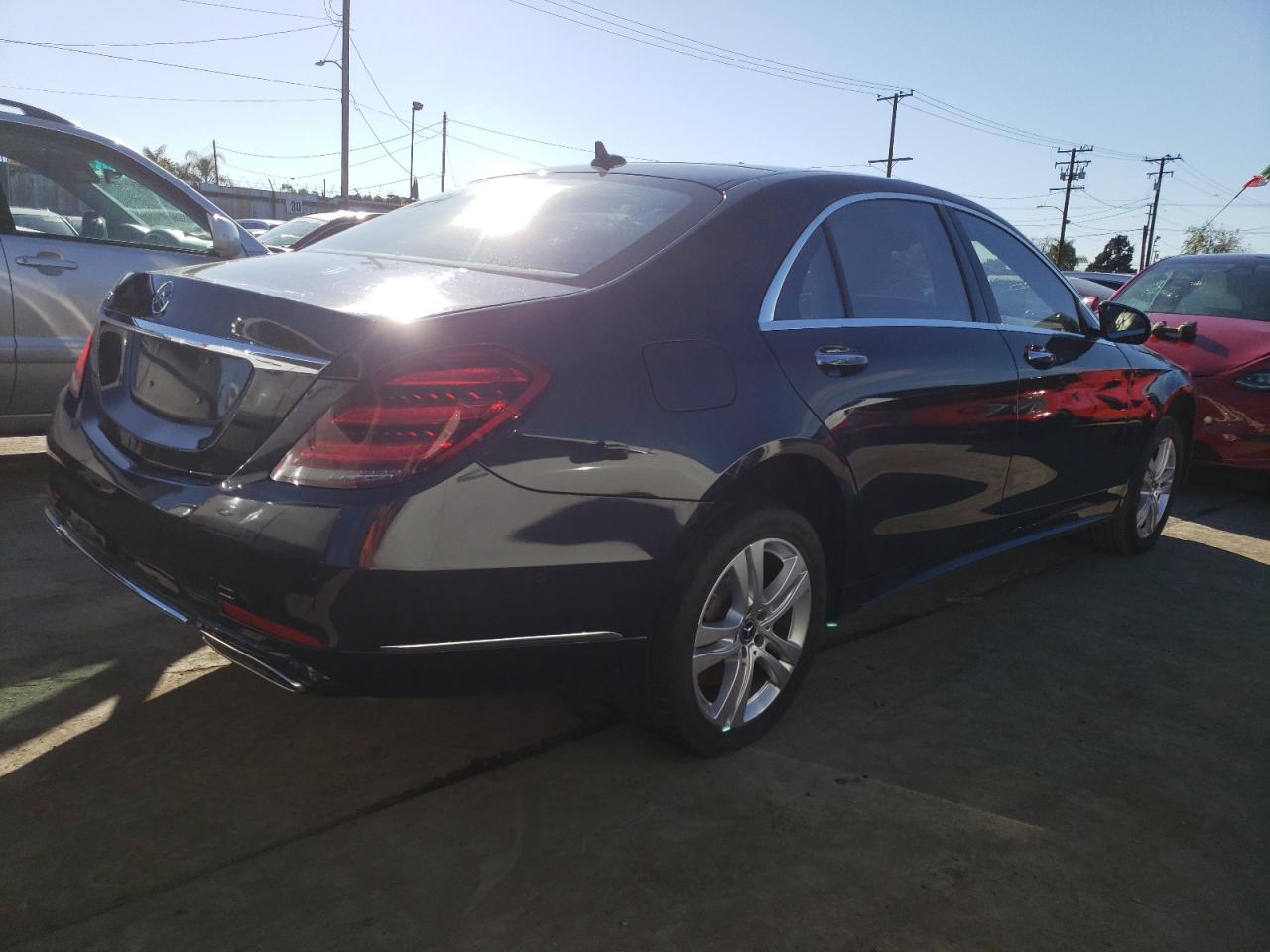 Obraz 3 z 2020 MERCEDES-BENZ S 560 2020 z VIN WDDUG8DB1LA502303