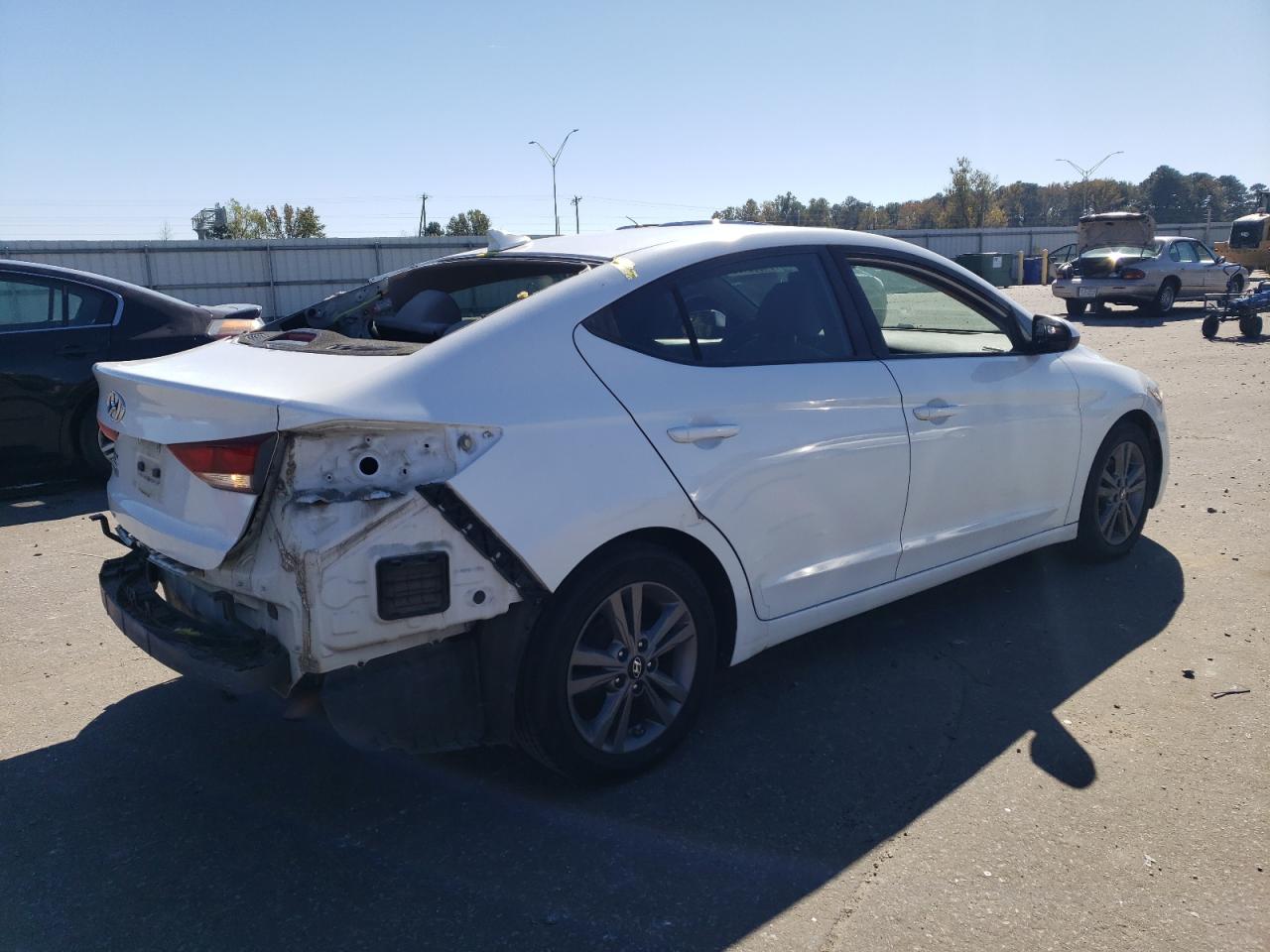 Obraz 3 z 2017 HYUNDAI ELANTRA SE 2017 z VIN 5NPD84LF9HH210001