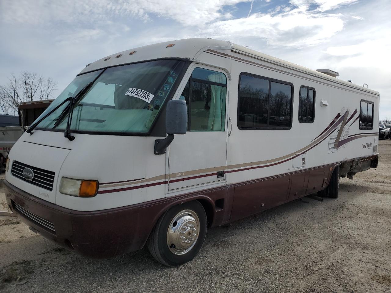 Image 2 of 2007 WORKHORSE CUSTOM CHASSIS MOTORHOME CHASSIS P3500 2007 with VIN 5B4LP37J4Y3318079