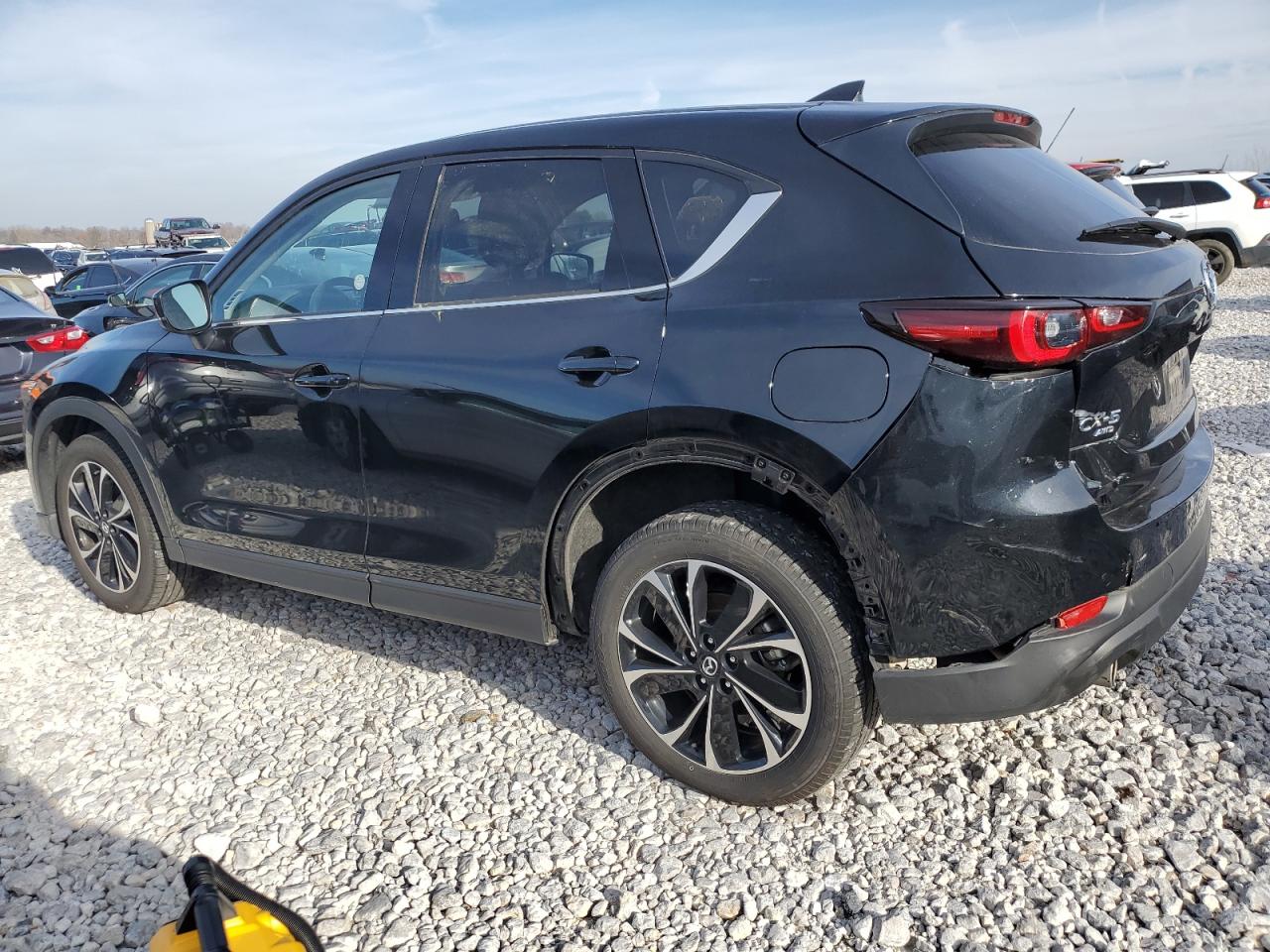 Image 2 of 2023 MAZDA CX-5 PREMIUM 2023 with VIN JM3KFBDM7P0197539
