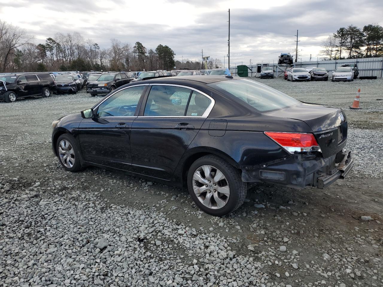 Изображение 2 2009 HONDA ACCORD EXL 2009 с VIN 1HGCP26819A145350