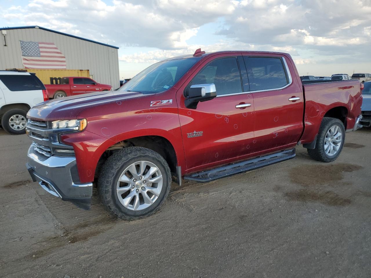 Изображение 1 2019 CHEVROLET SILVERADO K1500 LTZ 2019 с VIN 3GCUYGED3KG130643