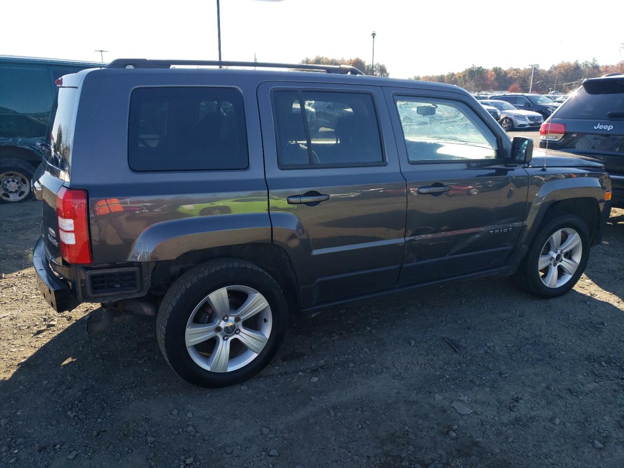 Obraz 3 z 2014 JEEP PATRIOT LATITUDE 2014 z VIN 1C4NJRFB7ED898189