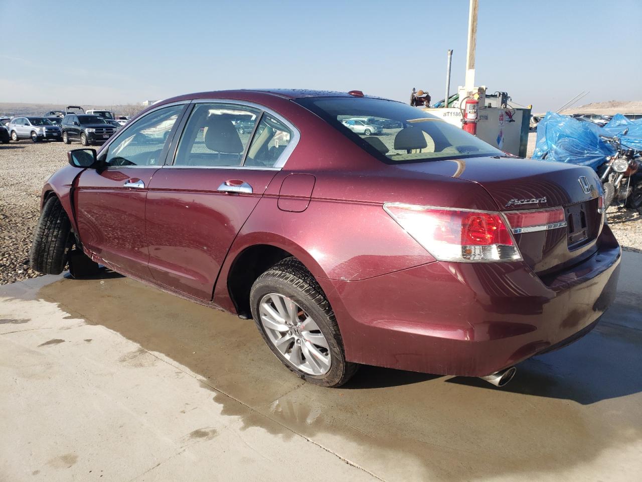 Image 2 of 2011 HONDA ACCORD EXL 2011 with VIN 1HGCP3F87BA028657