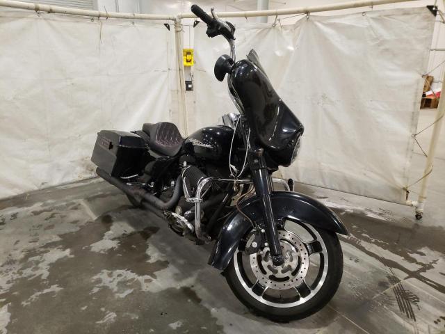 Изображение 1 2010 HARLEY-DAVIDSON FLHX  2010 с VIN 1HD1KB435AB645858