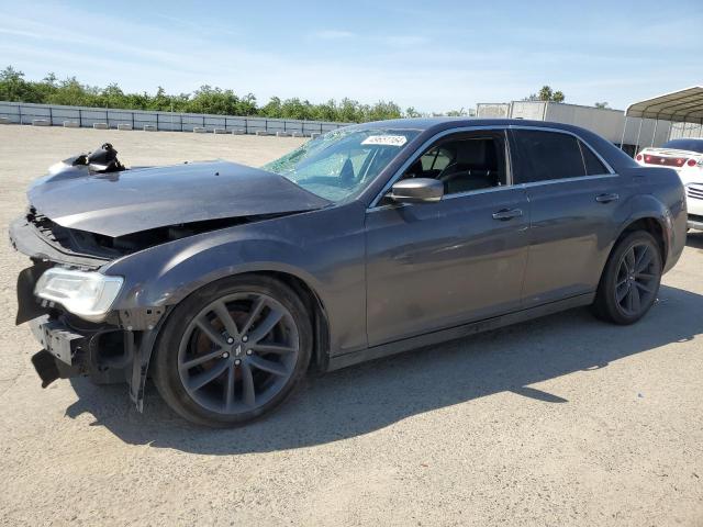 Изображение 1 2015 CHRYSLER 300 LIMITED 2015 с VIN 2C3CCAAG8FH743651