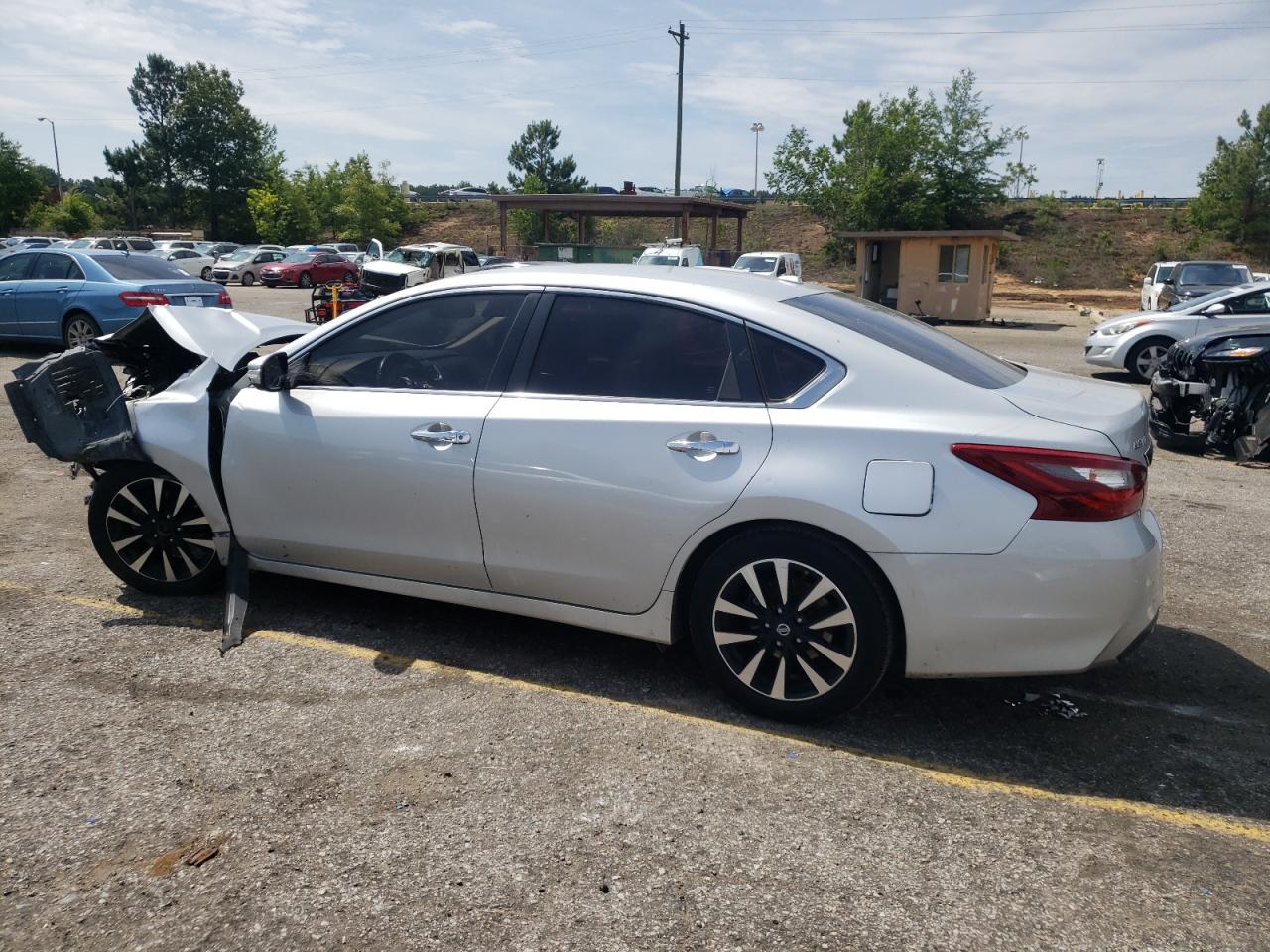 Image 2 of 2018 NISSAN ALTIMA 2.5 2018 with VIN 1N4AL3AP4JC173549