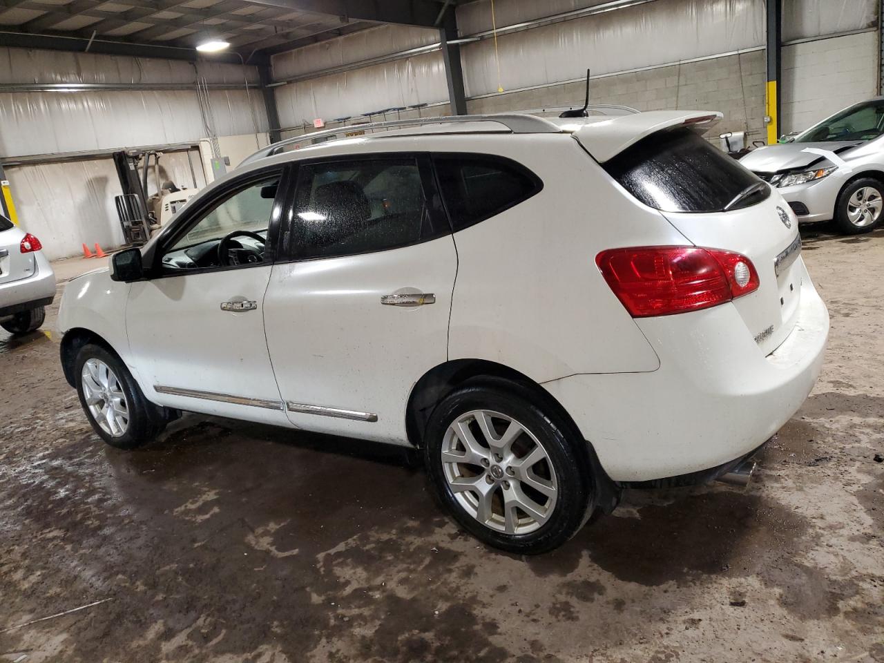 Obraz 2 z 2011 NISSAN ROGUE S 2011 z VIN JN8AS5MV1BW255407