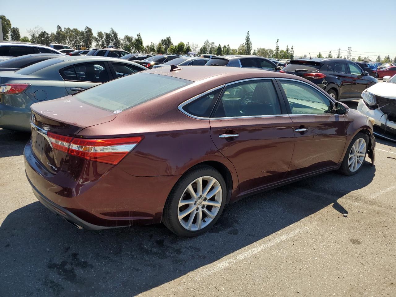 Image 3 of 2013 TOYOTA AVALON BASE 2013 with VIN 4T1BK1EB6DU064203