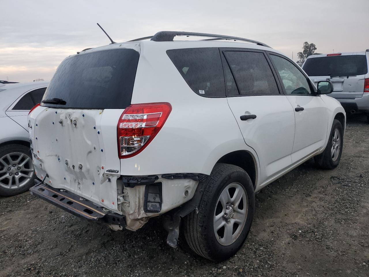 Изображение 3 2012 TOYOTA RAV4  2012 с VIN 2T3BF4DV0CW187809