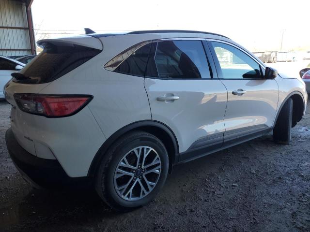 Image 3 of 2020 FORD ESCAPE SEL 2020 with VIN 1FMCU0H66LUC73916