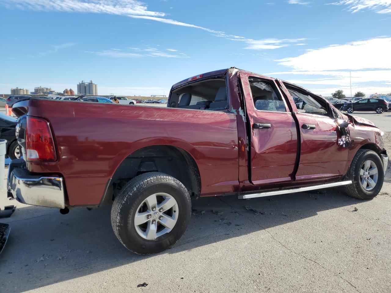 Image 3 of 2019 RAM 1500 CLASSIC TRADESMAN 2019 with VIN 1C6RR6FG2KS574134