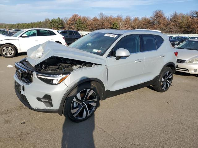Image 1 of 2024 VOLVO XC40 PLUS 2024 with VIN YV4L12UE9R2214561