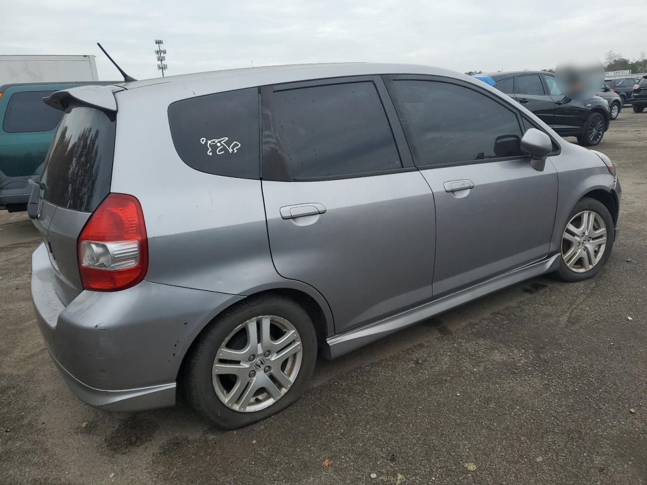 Image 3 of 2008 HONDA FIT SPORT 2008 with VIN JHMGD37688S066633