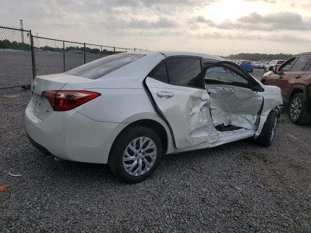 Obraz 3 z 2017 TOYOTA COROLLA L 2017 z VIN 5YFBURHE3HP614558
