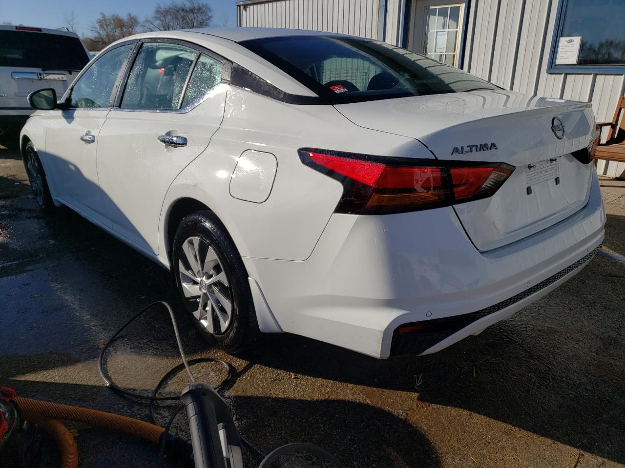 Изображение 2 2023 NISSAN ALTIMA S 2023 с VIN 1N4BL4BV3PN324787
