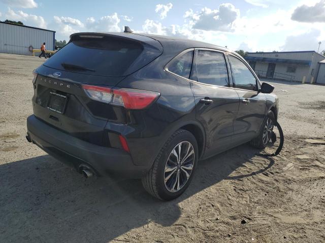 Image 3 of 2021 FORD ESCAPE SE 2021 with VIN 1FMCU0G62MUA10308