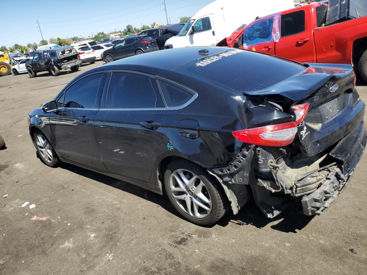 Image 2 of 2016 FORD FUSION SE 2016 with VIN 3FA6P0H7XGR396588