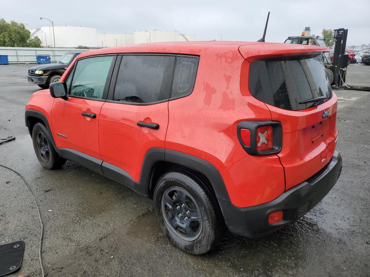 Image 2 of 2020 JEEP RENEGADE SPORT 2020 with VIN ZACNJAAB0LPL19516
