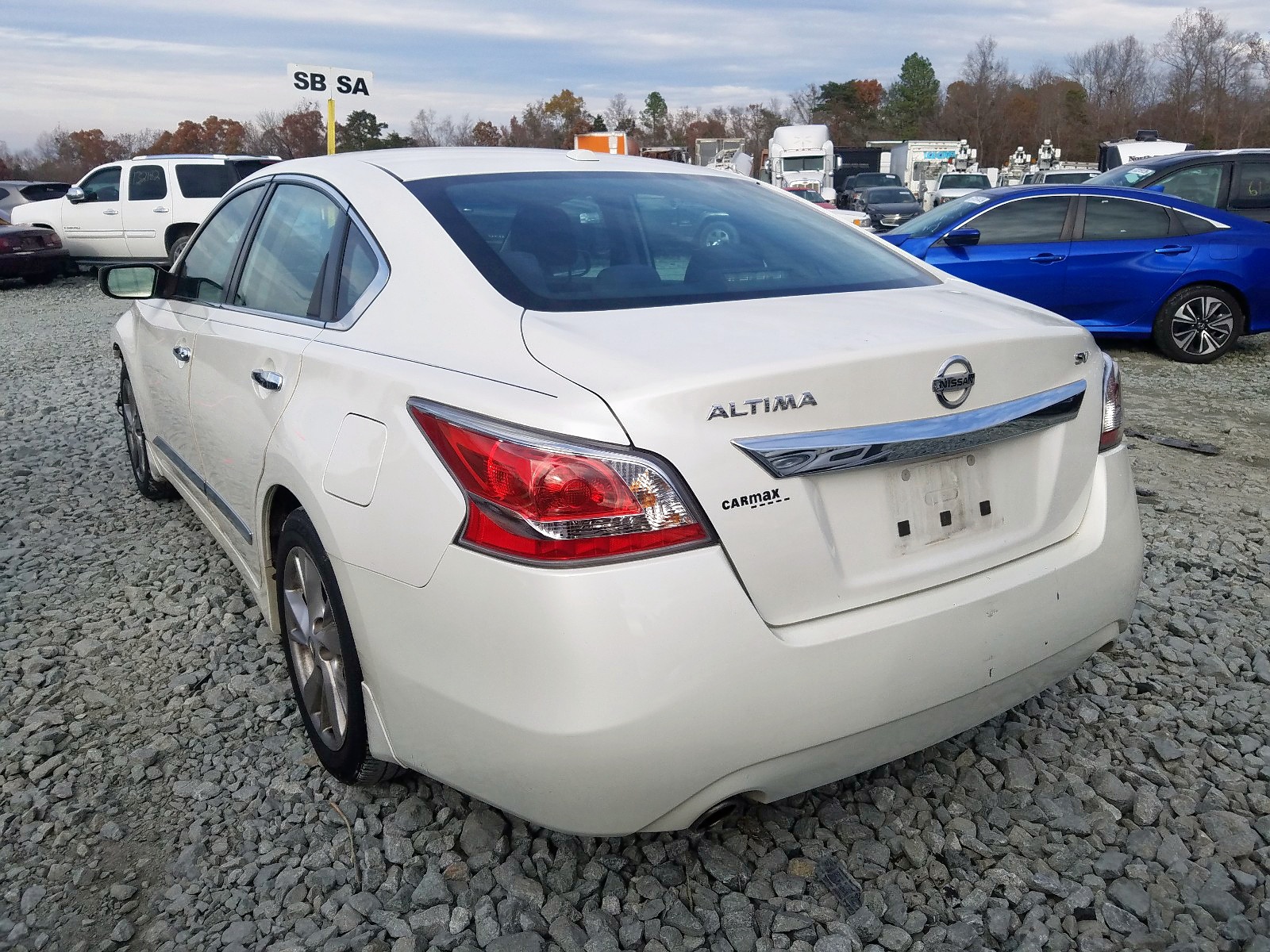 Image 3 of 2015 NISSAN ALTIMA 2.5 2015 with VIN 1N4AL3AP4FC180119