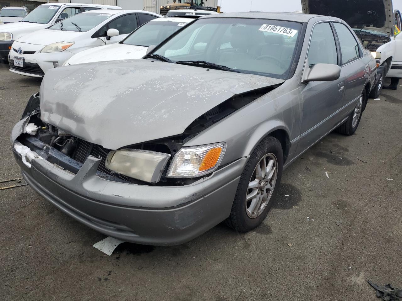 Image 1 of 2000 TOYOTA CAMRY LE 2000 with VIN JT2BF28K7Y0286359
