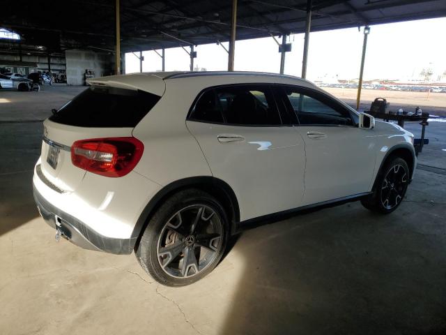 Image 3 of 2019 MERCEDES-BENZ GLA 250 2019 with VIN WDCTG4EB4KU017786