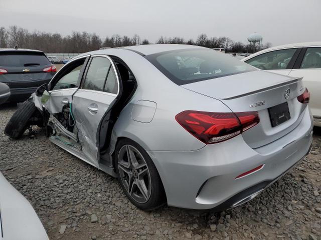 Image 2 of 2020 MERCEDES-BENZ A 220 4MATIC 2020 with VIN W1K3G4FBXLJ211025