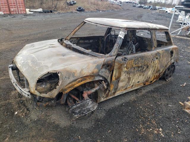 Image 1 of 2010 MINI COOPER  2010 with VIN WMWMF3C52ATU78202