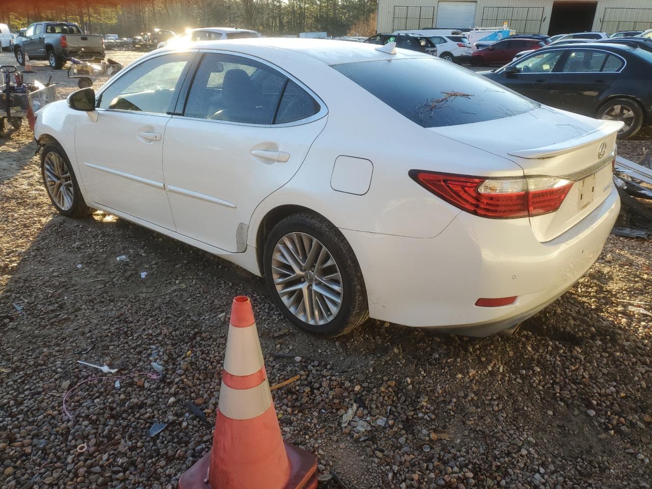 Изображение 2 2013 LEXUS ES 350 2013 с VIN JTHBK1GG5D2063728