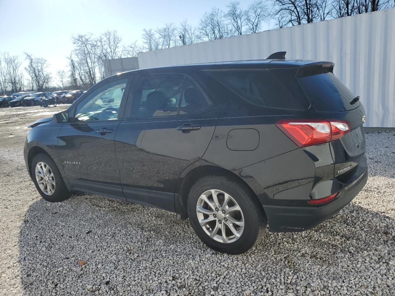 Изображение 2 2020 CHEVROLET EQUINOX LS 2020 с VIN 2GNAXHEV0L6183972