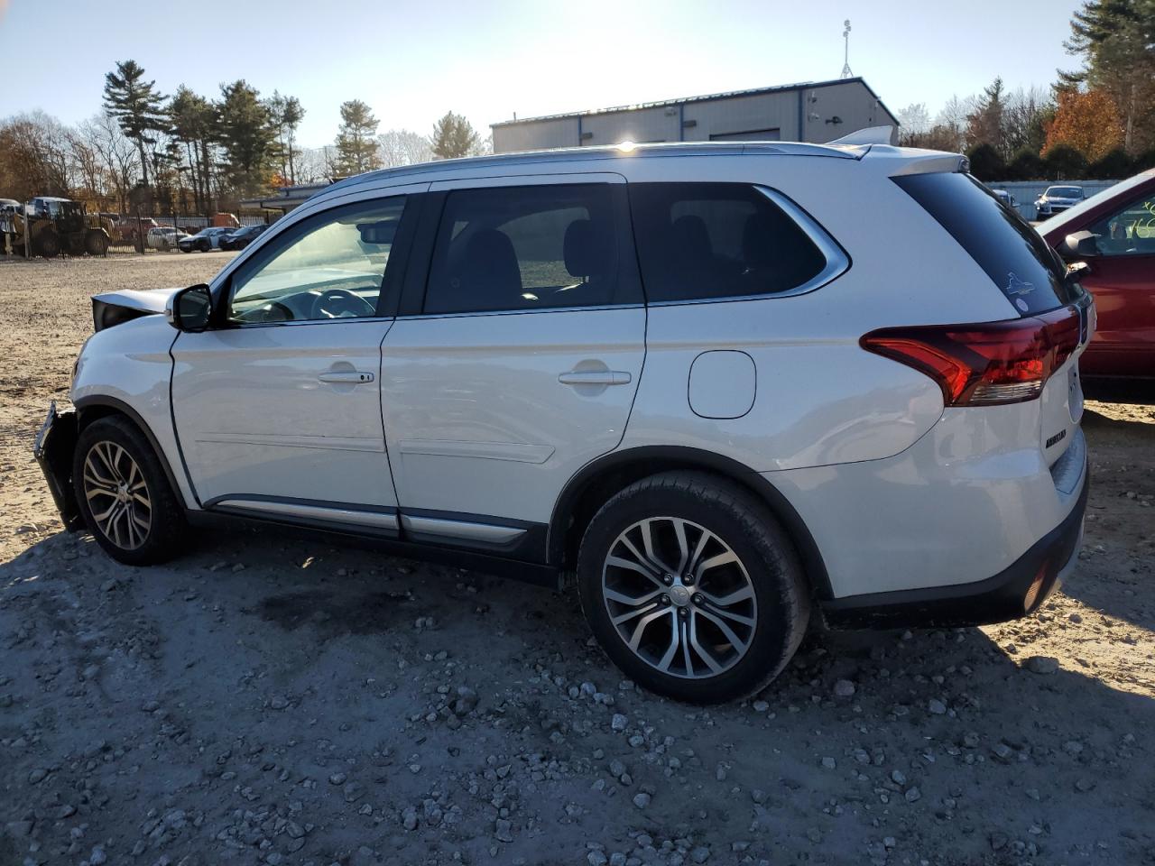 Obraz 2 z 2017 MITSUBISHI OUTLANDER SE 2017 z VIN JA4AZ3A32HZ070301