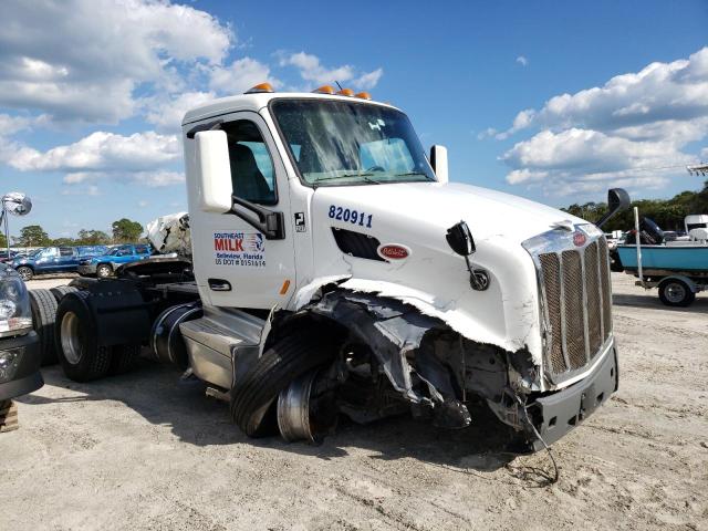 2020 PETERBILT 579  2020 image