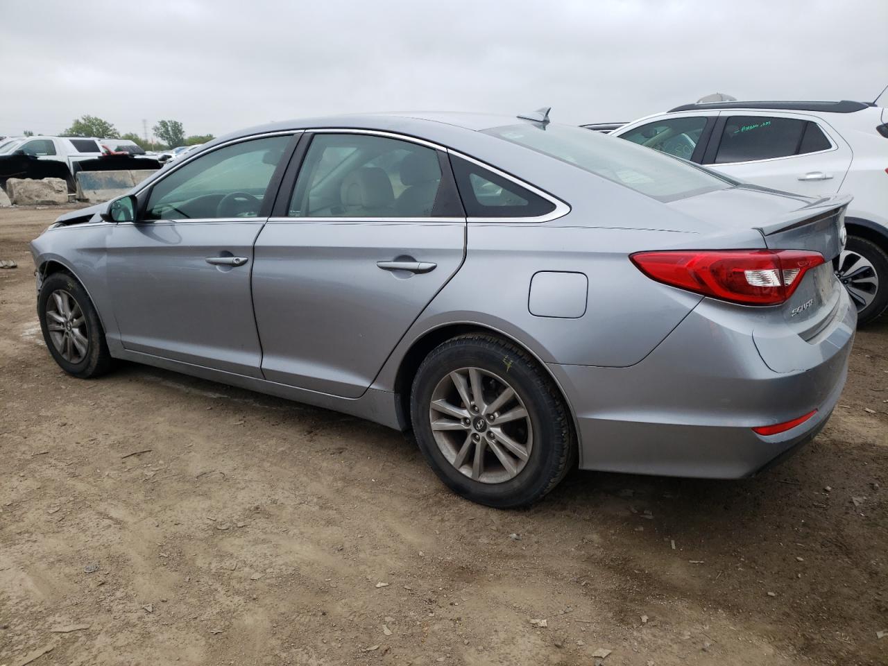 Image 2 of 2016 HYUNDAI SONATA SE 2016 with VIN 5NPE24AF6GH294849