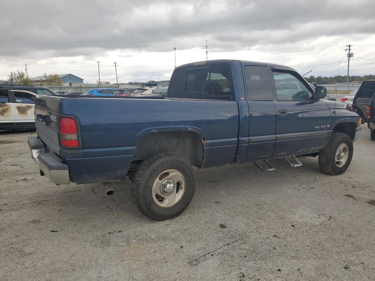 Obraz 3 z 2001 DODGE RAM 1500  2001 z VIN 1B7HF13ZX1J231405