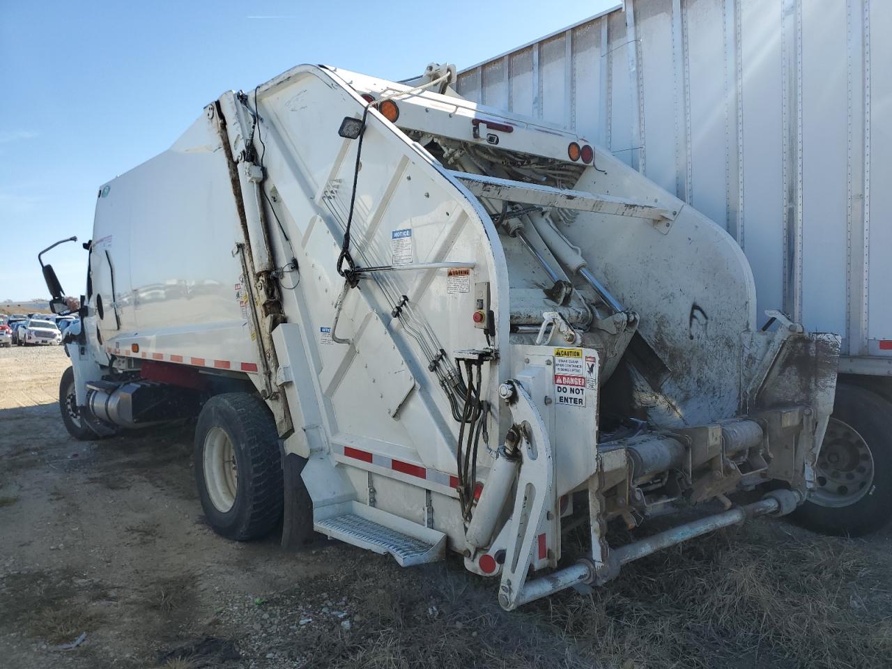 Изображение 3 2022 INTERNATIONAL HV607  2022 с VIN 3HAEJTAN2NL169005