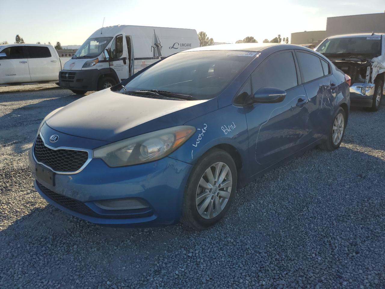 Obraz 1 z 2015 KIA FORTE LX 2015 z VIN KNAFX4A62F5278052