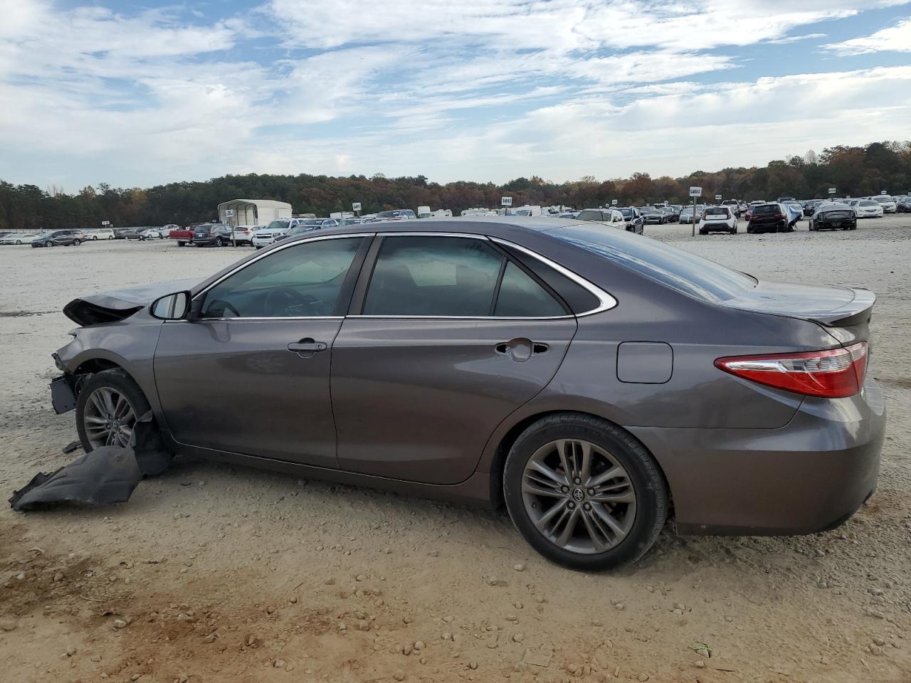 Image 2 of 2017 TOYOTA CAMRY LE 2017 with VIN 4T1BF1FKXHU626984