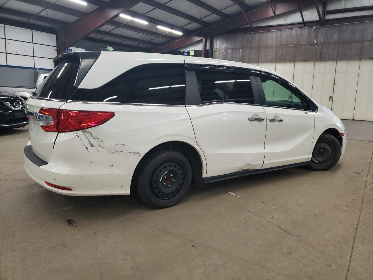 Image 3 of 2019 HONDA ODYSSEY EXL 2019 with VIN 5FNRL6H72KB121068