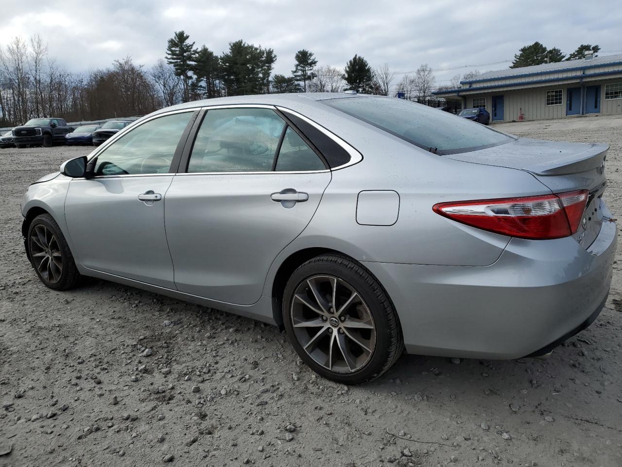 Изображение 2 2015 TOYOTA CAMRY XSE 2015 с VIN 4T1BK1FK3FU554079