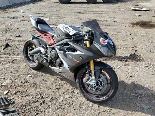 Image 1 of 2015 TRIUMPH MOTORCYCLE DAYTONA 675R ABS 2015 with VIN SMTA02YK9FJ685030