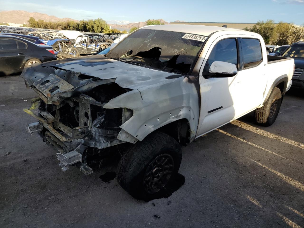 Obraz 1 z 2022 TOYOTA TACOMA DOUBLE CAB 2022 z VIN 3TYCZ5AN8NT100561